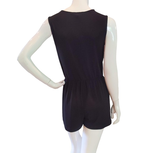 BCBGeneration Black Sleeveless V Neck Romper Shorts - Picture 6 of 12